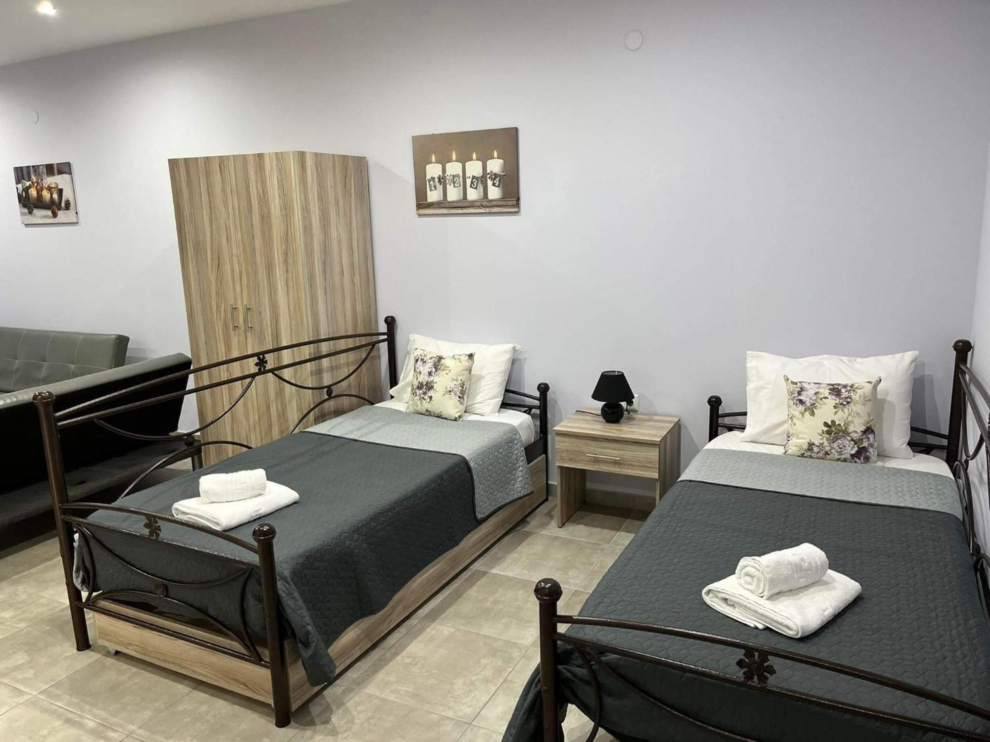 Appartamento Kaiafas Luxury Philoxenia Néa Péramos Camera foto